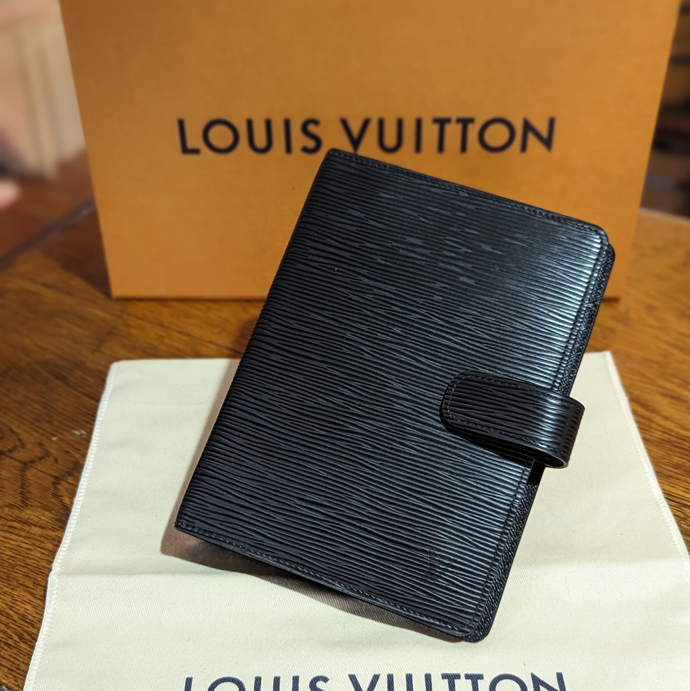 Louis Vuitton Agenda.
